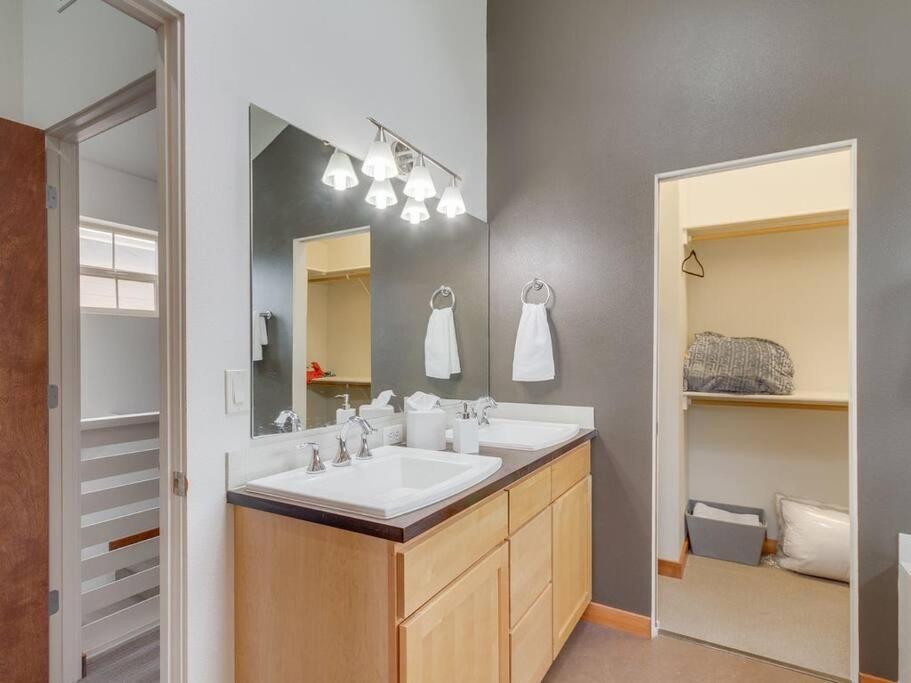 Brand New Downtown Modern 5 Beds, 3 Full Baths Vermont Avenue, Boise Exterior foto